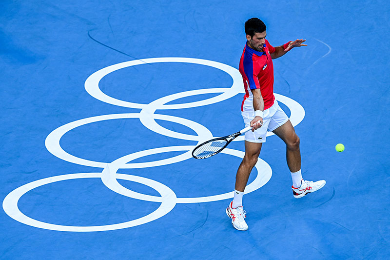 Bild zeigt: Djokovic in der dritten Runde der Olympischen Spiele in Tokio. 